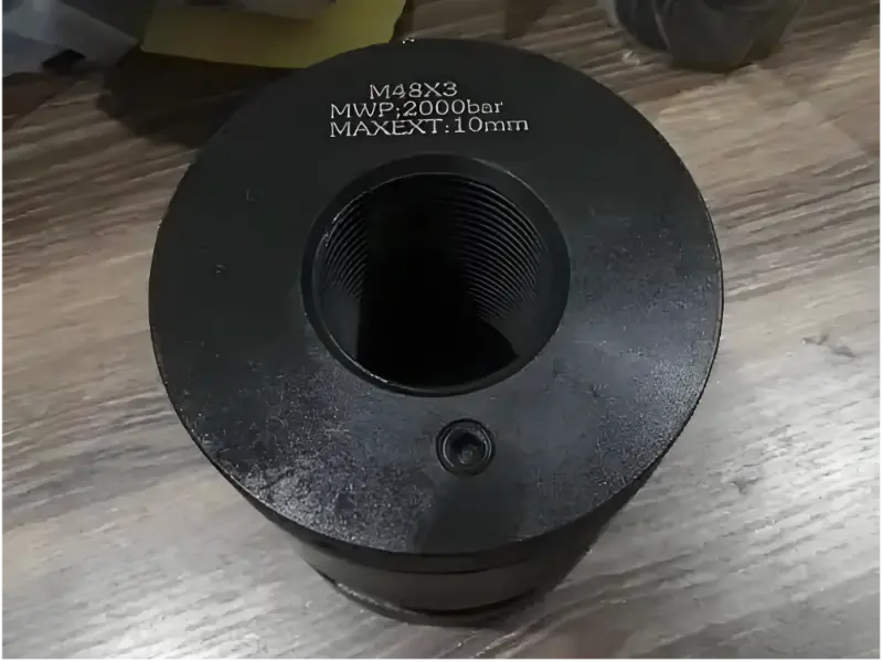 Kuorma-autosta vuotaa öljyä? 